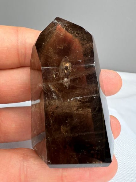 Rookkwarts Toren in de hand - Smokeyquartz Tower in hand